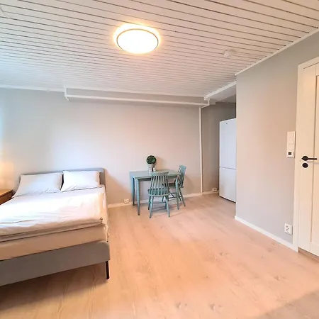 Dt Serene - Oslo בית אירוח Lillestrøm